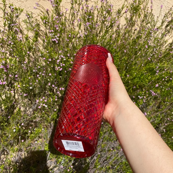 Starbucks tumblr - Picture 2 of 3